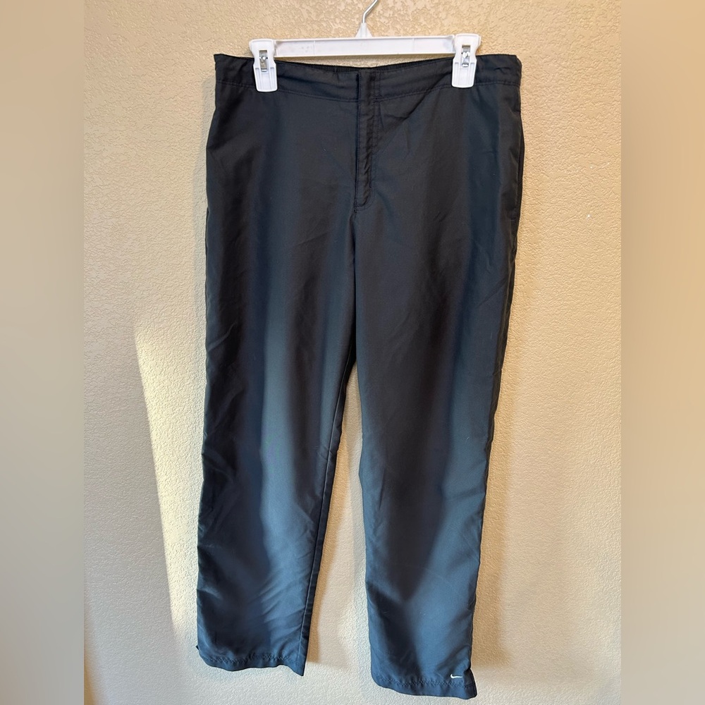 Nike Gray Women’s Athletic Pants size M
